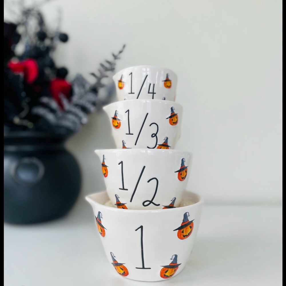 Rae Dunn Halloween Measuring Cups with Pumpkin Design. Adorable.